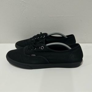 Vans Women's Off the Wall Black Skateboarding Low Top Shoes 721277 Size 8
